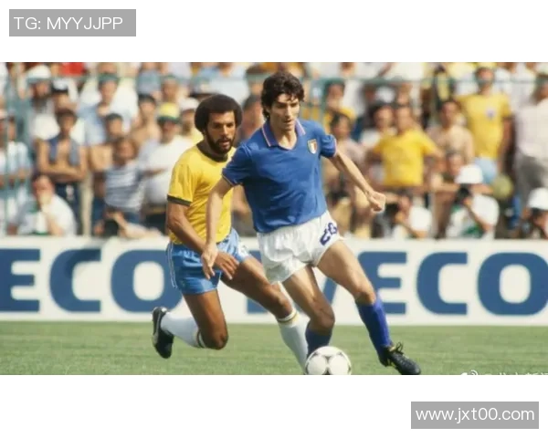 足球百大球星前十名解析：足坛传奇的崛起与影响力揭秘